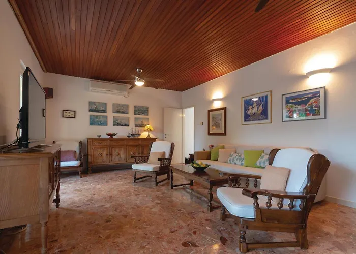 In With House Sea View