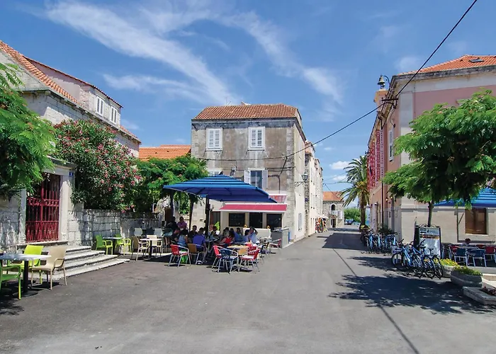 In With House Sea View *