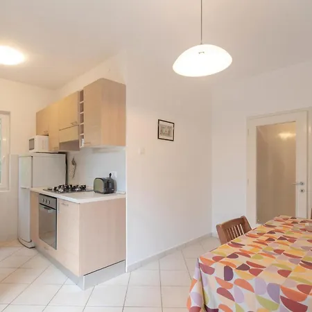 In With House Sea View *