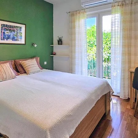 In With House Sea View